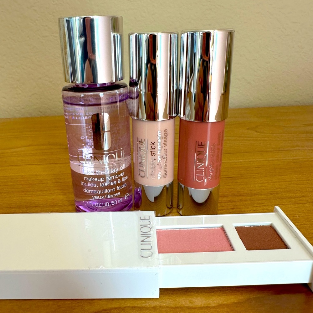 Clinique makeup set